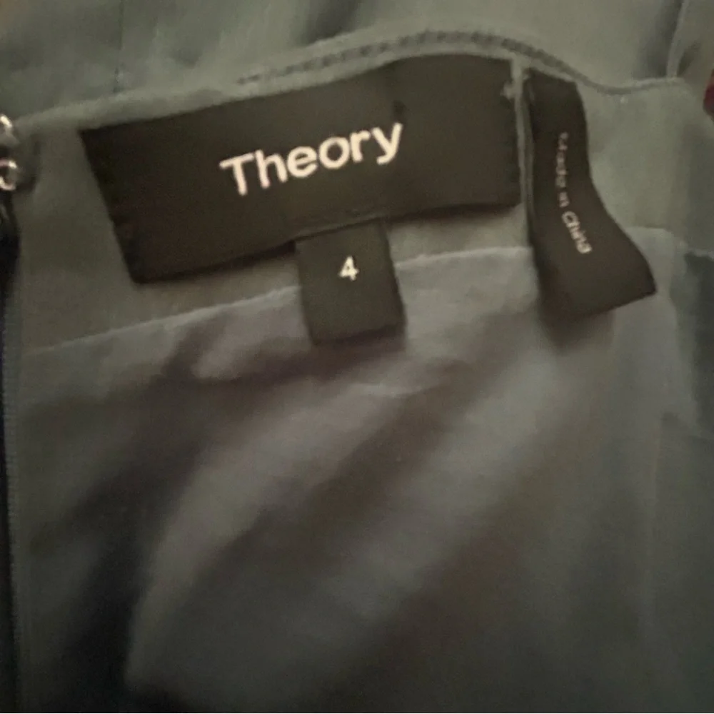 Theory midi dress - Picture 8 of 9